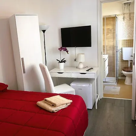 B&B 